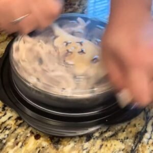 Read more about the article The Chicken Shredder Tool Twist Large