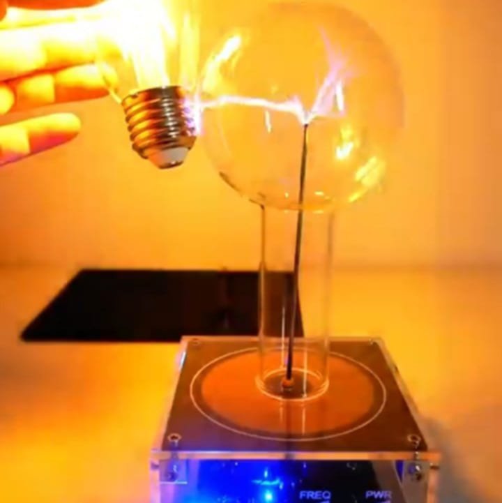 Read more about the article Joytech Bluetooth Music Tesla Coil